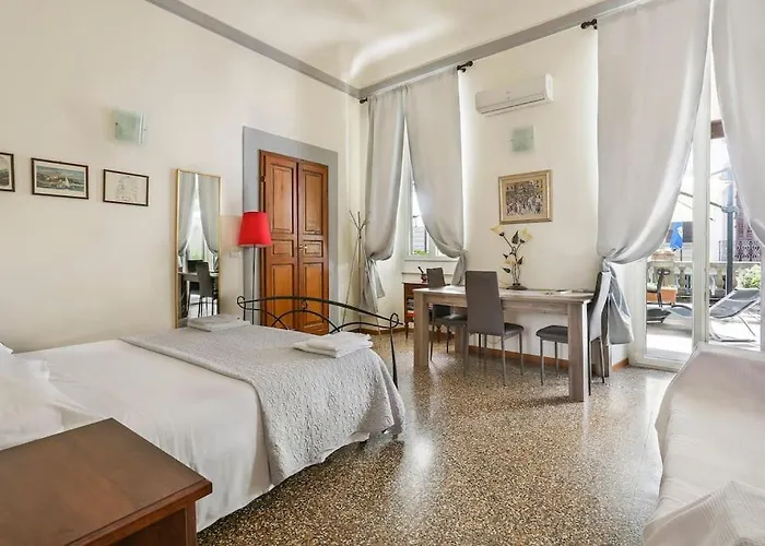 In The Heart Of Florence, Dante, With Private Terrace